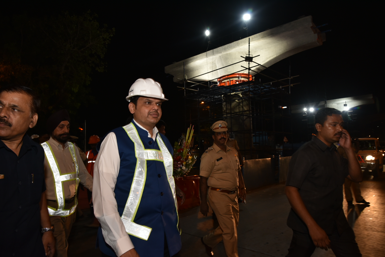 Mumbai Metro Project - Inspection by Devendra fadnavis